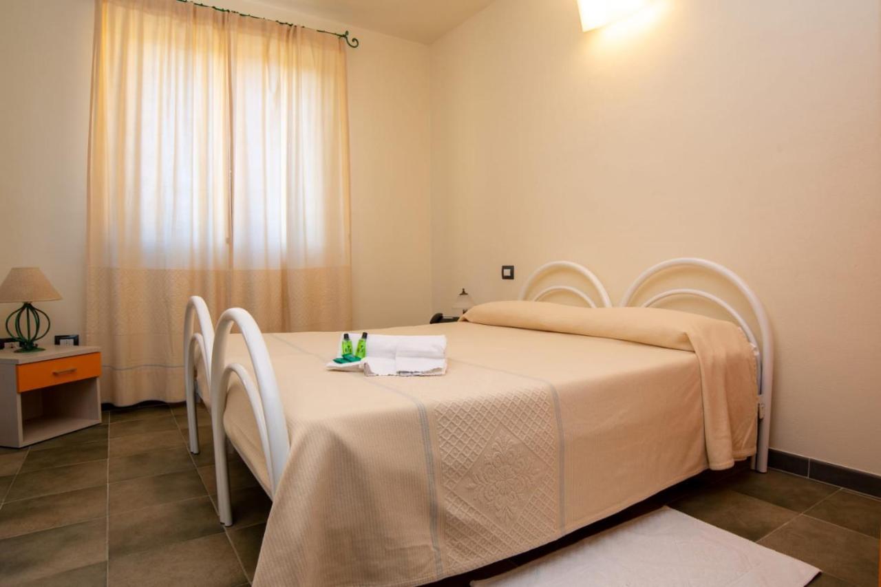 S'Ena Hotel أربوس المظهر الخارجي الصورة